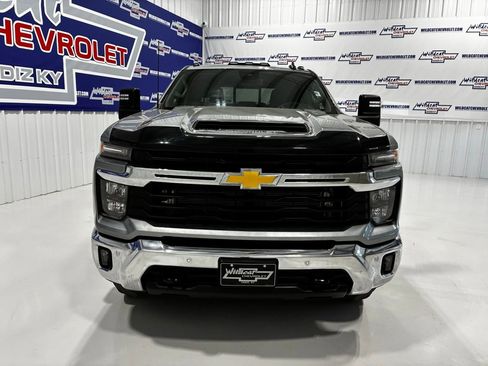 Used 2025 Chevrolet Silverado 3500 LT w/ All Star Edition AWD/4WD image 13
