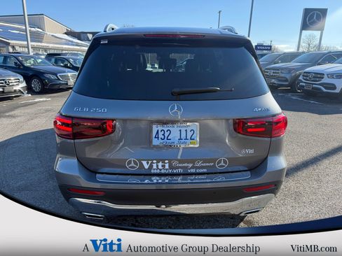 Used 2026 Mercedes-Benz GLB 250 4MATIC image 7