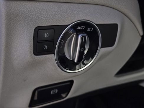 Used 2020 Mercedes-Benz GLA 250 image 16