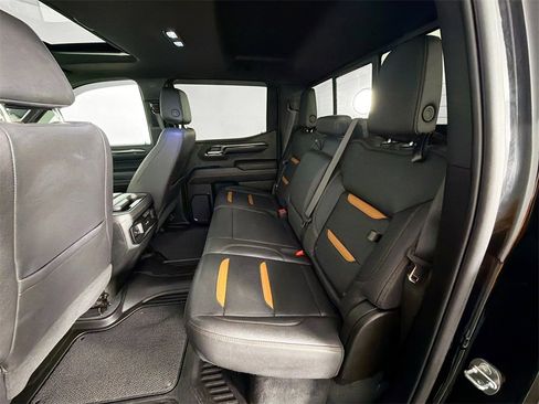 Used 2023 GMC Sierra 1500 AT4 w/ AT4 Premium Package image 23