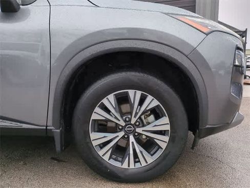 Used 2023 Nissan Rogue SV image 14