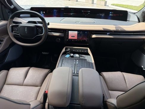 New 2026 Lincoln Navigator L Black Label AWD/4WD image 24