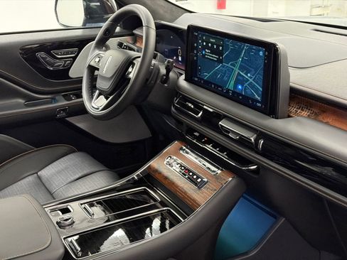 New 2026 Lincoln Aviator Black Label image 11