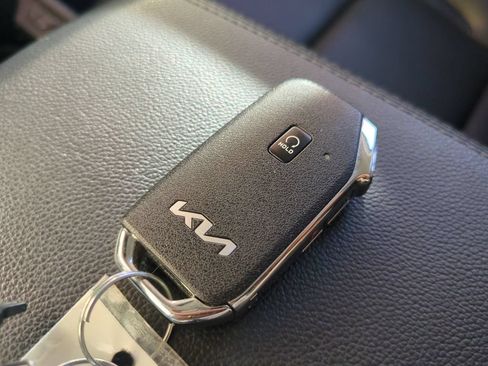 Used 2023 Kia Sportage EX FWD image 39