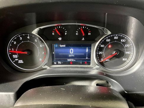 Used 2023 GMC Acadia SLE w/ Elevation Edition image 16