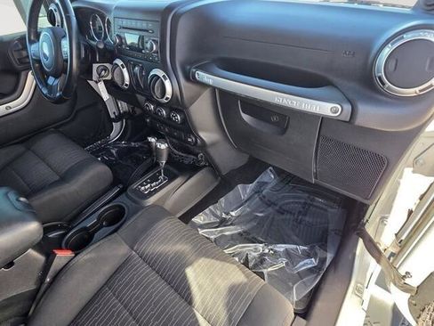 Used 2012 Jeep Wrangler Sahara image 35