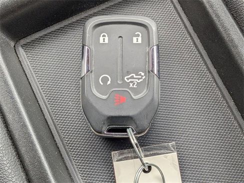 Used 2021 Chevrolet Silverado 1500 LT image 33