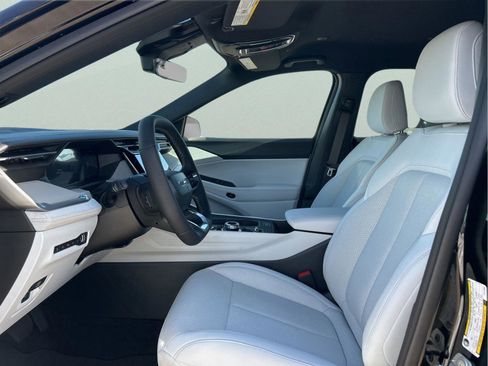 New 2026 Jeep Cherokee Laredo AWD/4WD image 9