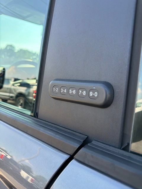 Used 2022 Ford Bronco 4-Door w/ Sasquatch Package AWD/4WD image 8