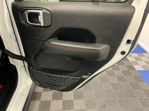 Used 2019 Jeep Wrangler Unlimited Rubicon image 16