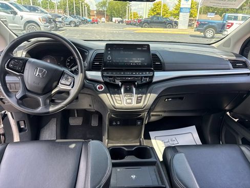 Used 2025 Honda Odyssey EX-L image 25