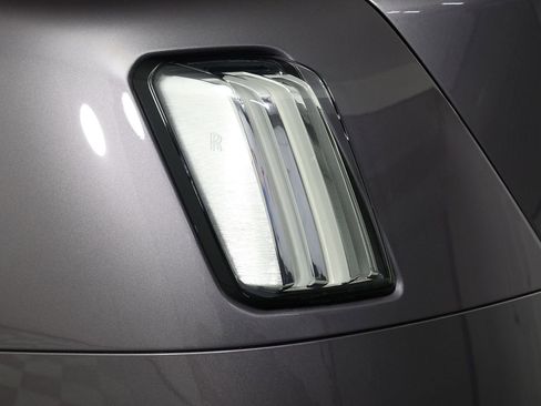 New 2026 Rolls-Royce Spectre Black Badge image 21