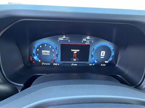 New 2025 Ford Bronco Badlands image 29