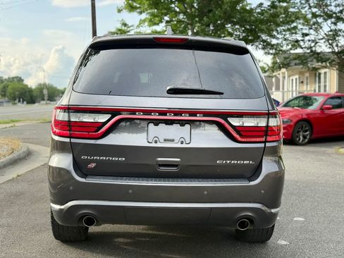 Used 2018 Dodge Durango Citadel w/ Technology Group AWD/4WD image 5