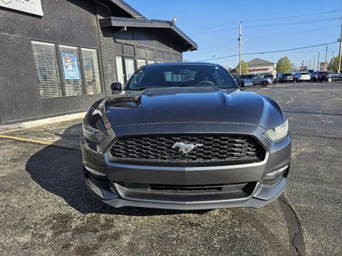 Used 2015 Ford Mustang Coupe RWD image 2