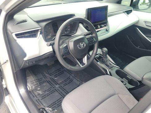 Certified 2025 Toyota Corolla SE FWD image 16