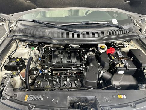 Used 2018 Ford Explorer Limited FWD image 36