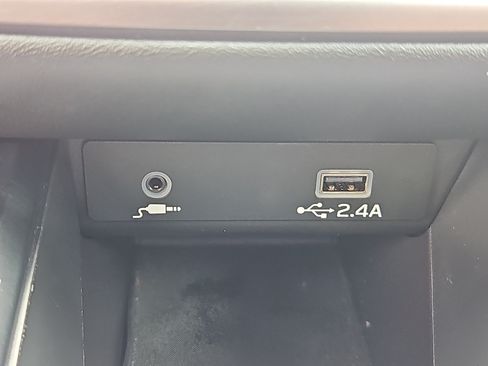 Certified 2024 Subaru Outback AWD/4WD image 8