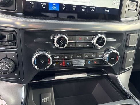 New 2026 Ford F150 Lariat w/ Equipment Group 501A Mid image 19