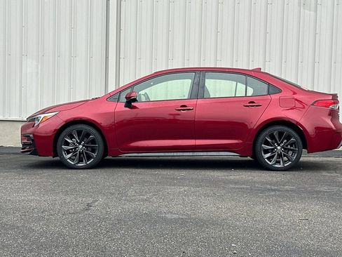 Used 2023 Toyota Corolla SE image 7