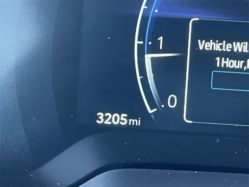 Certified 2024 Toyota Corolla Cross XLE image 23