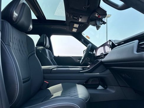 New 2027 INFINITI QX80 Autograph AWD/4WD image 17