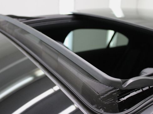 Used 2023 Mercedes-Benz CLA 250 4MATIC image 26