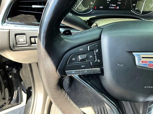 Used 2021 Cadillac XT6 Premium Luxury AWD/4WD image 32