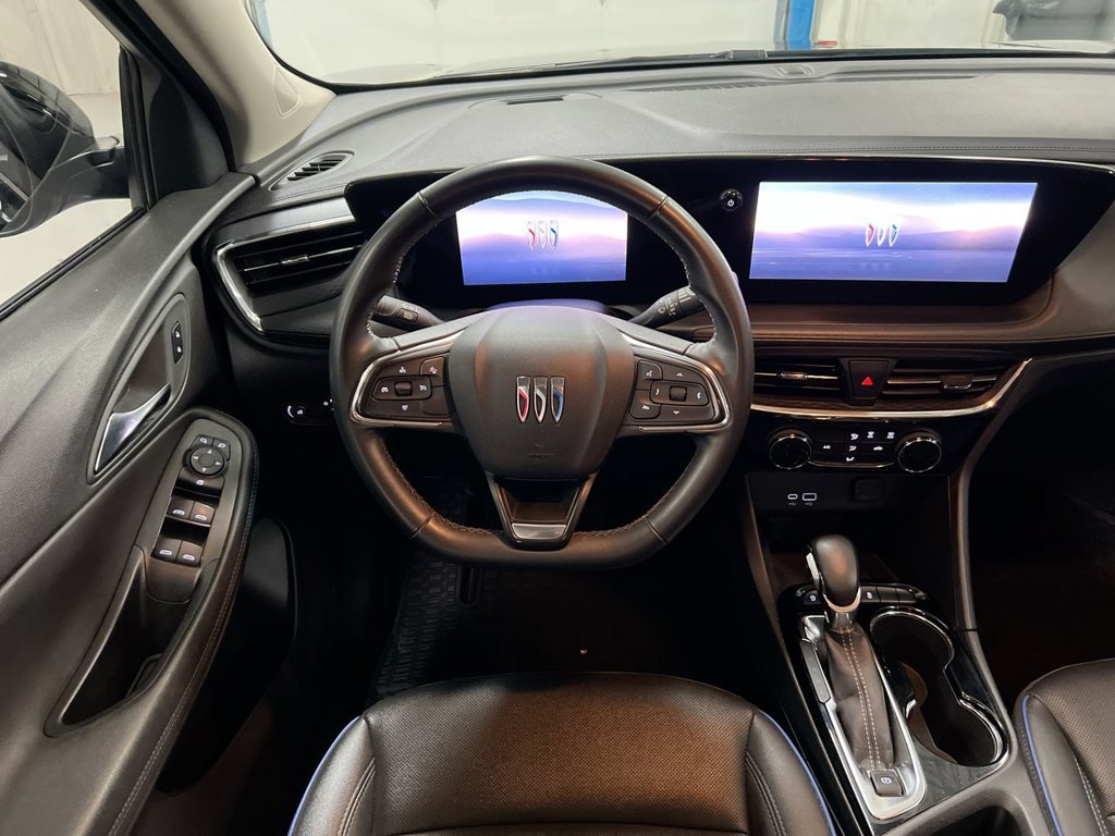 Used 2025 Buick Encore GX Sport Touring FWD image 11