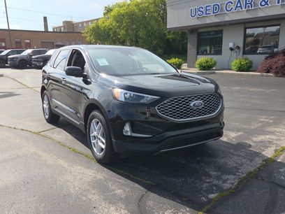 Used 2023 Ford Edge SEL w/ Convenience Package