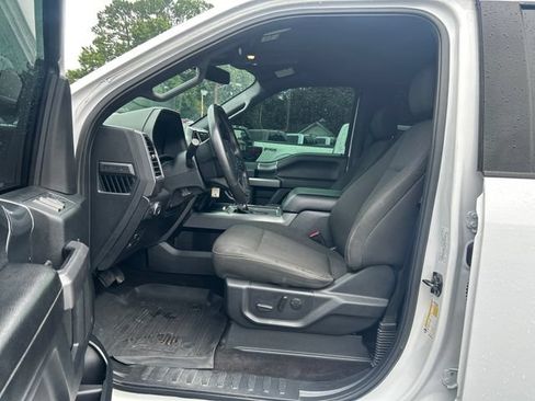 Used 2019 Ford F150 XLT w/ Equipment Group 302A Luxury AWD/4WD image 9