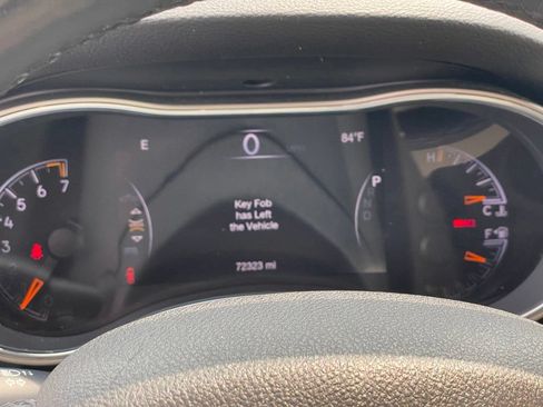 Used 2017 Jeep Grand Cherokee Limited AWD/4WD image 18