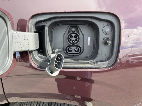 New 2025 Volvo EX90 Ultra image 9