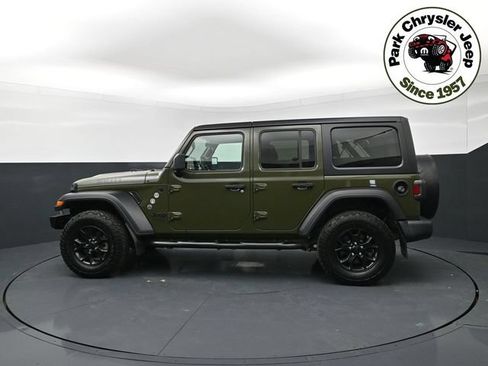 Used 2021 Jeep Wrangler Unlimited Sport AWD/4WD image 3