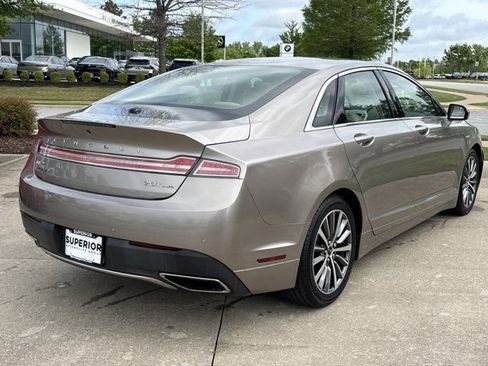 Used 2019 Lincoln MKZ Reserve AWD/4WD image 3
