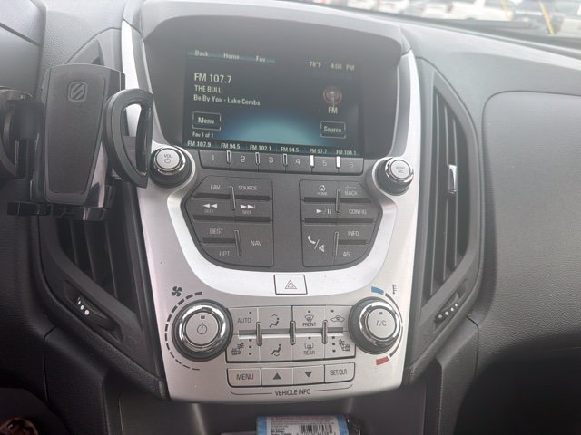 Used 2017 Chevrolet Equinox LT w/ Convenience Package FWD image 7