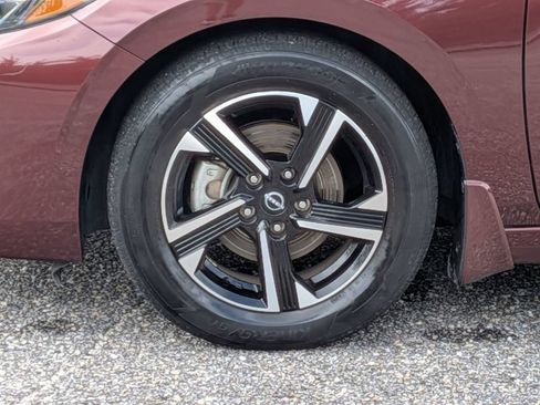 Certified 2025 Nissan Sentra SV FWD image 13