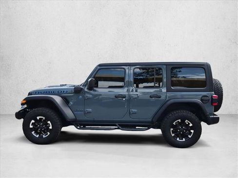 Used 2024 Jeep Wrangler Unlimited Rubicon 4xe w/ Technology Group AWD/4WD image 9
