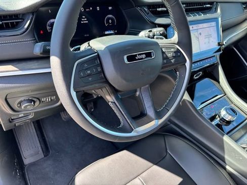 New 2026 Jeep Grand Cherokee Limited w/ Trailer Tow Package image 13