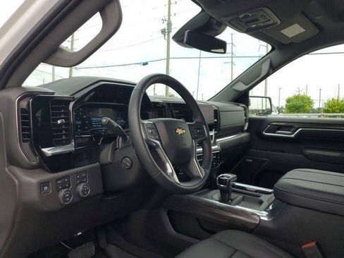 Used 2024 Chevrolet Silverado 1500 LTZ w/ LTZ Convenience Package II AWD/4WD image 16