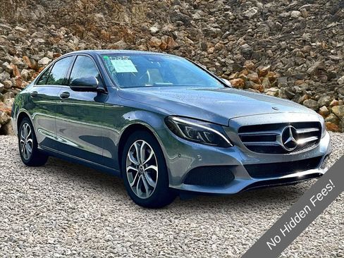 Used 2018 Mercedes-Benz C 300 4MATIC Sedan image 9
