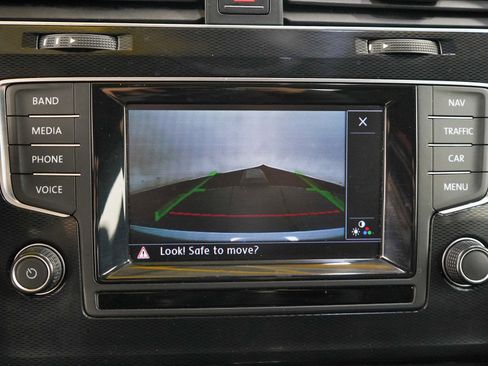 Used 2015 Volkswagen GTI Autobahn w/ Lighting Package (SEL) image 26