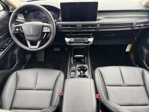 New 2026 Lincoln Corsair Premiere image 11