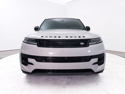 Used 2024 Land Rover Range Rover Sport SE AWD/4WD image 12