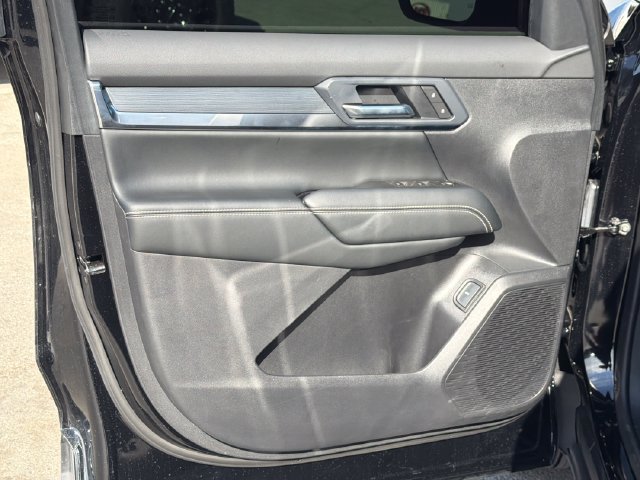 Used 2026 GMC Terrain Elevation w/ Elevation Premium Package FWD image 15