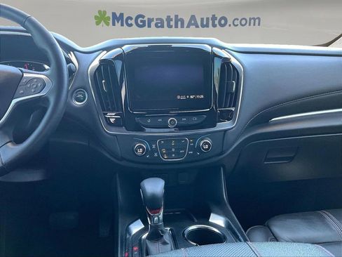 Used 2023 Chevrolet Traverse RS AWD/4WD image 9
