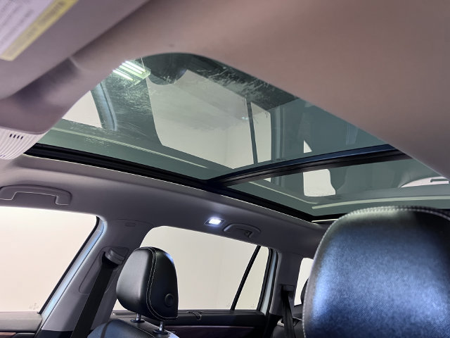Certified 2024 Volkswagen Atlas SE FWD image 29
