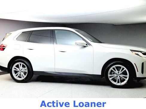 Used 2025 BMW X3 xDrive30i w/ Premium Package AWD/4WD image 8