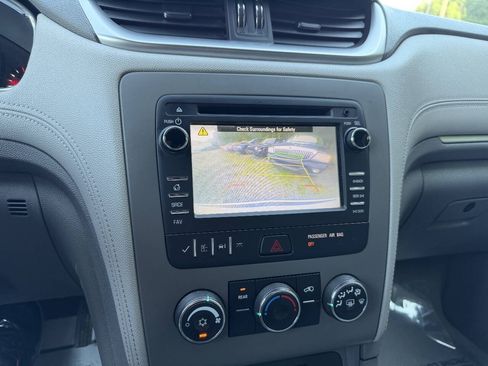 Used 2017 Chevrolet Traverse LS AWD/4WD image 20