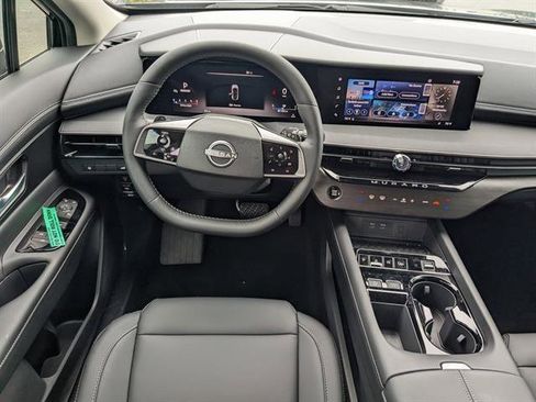 New 2025 Nissan Murano SV image 14